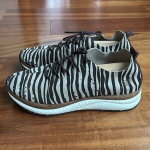 OTBT sneakers